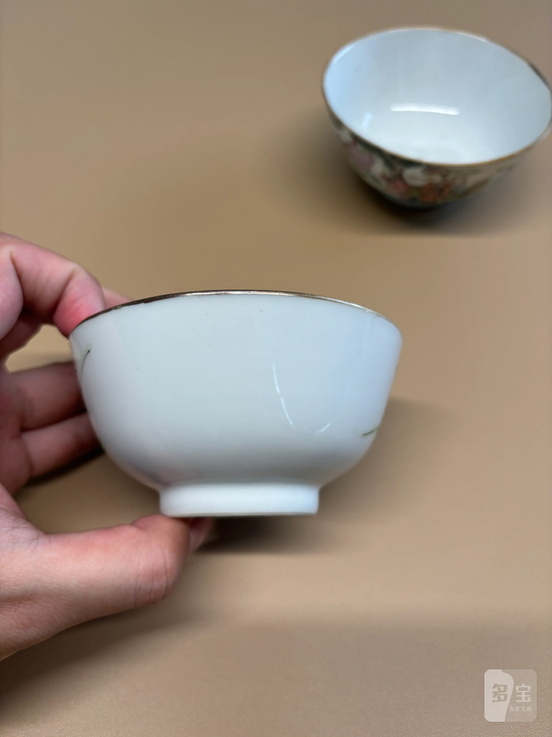 清同治 粉彩麒麟送子纹碗一对 - 图4